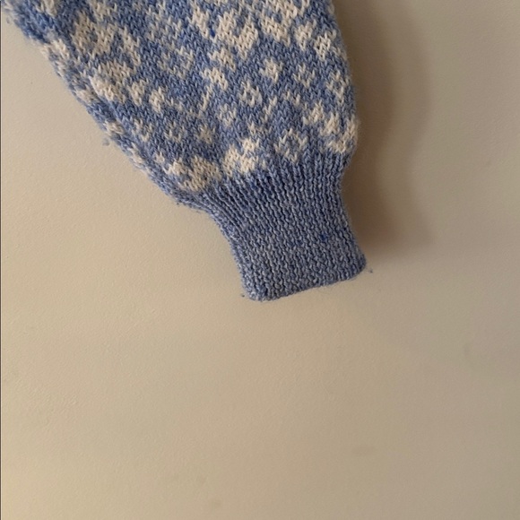Vintage Ogilvie Snowflake Pattern/Fair Isle Sweater 100% Wool Size Petite Small - Picture 3 of 15